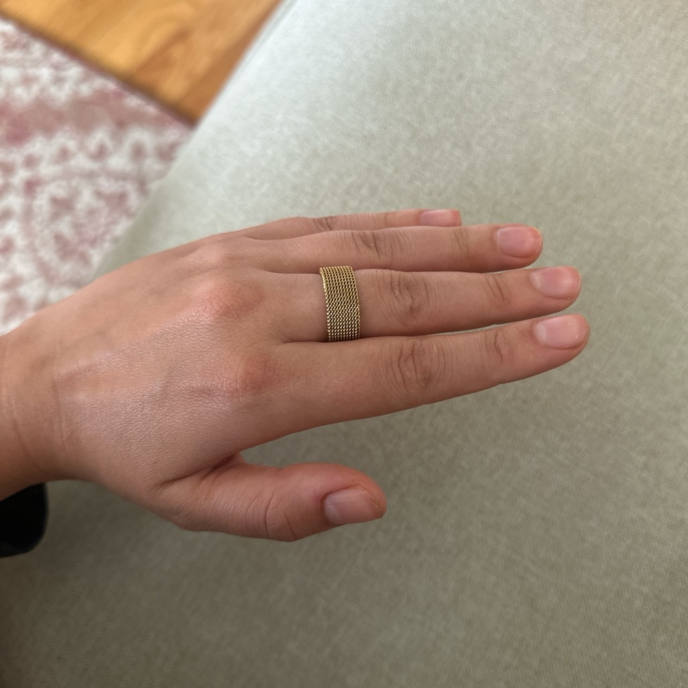 Gold Link Ring